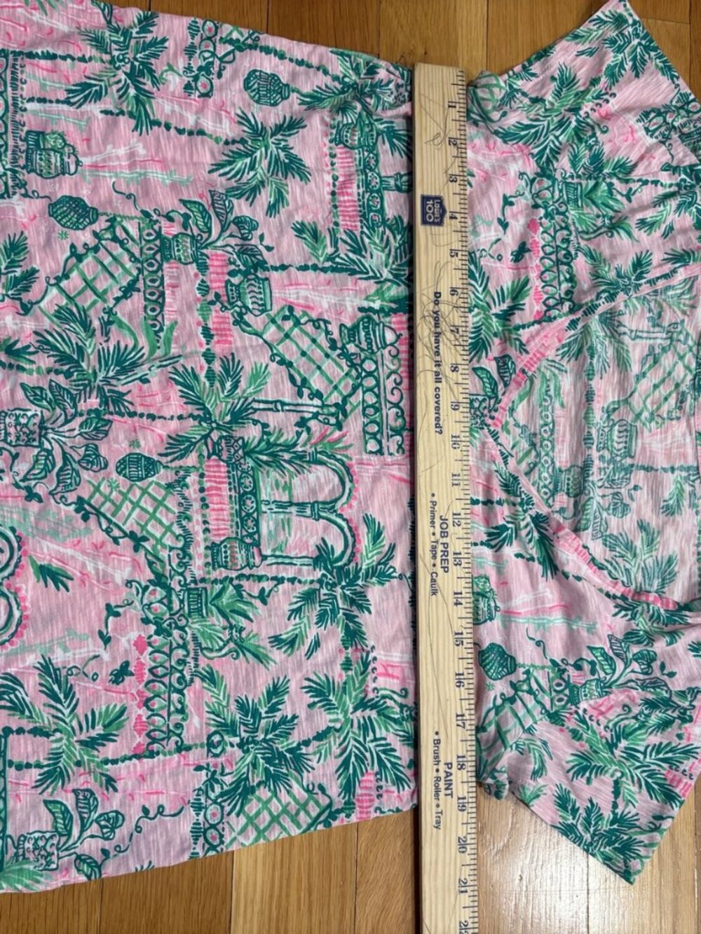 Lilly pulitizer Size Medium (M) Women's Pink Green Tropical Palm Tree Print T-Sh - Picture 2 of 4